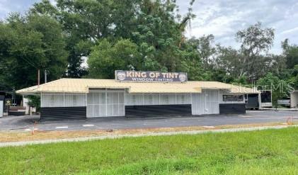 Retail space available for lease. Directly on N 56th St with great exposure. Centrally located in the heart of Temple Terrace neighborhood. Prime opportunity to lease along a highly trafficked corridor in the North East Tampa/ Temple Terrace area. This property is located in a highly sought-after commercial area that benefits from excellent exposure and heavy traffic flow of over 40,000 vehicles per day. Zoned Commercial Neighborhood, it offers a 1,400 SF metal building. Surrounded by a bustling residential neighborhood, this property is minutes from USF, the Greater East Tampa area and Downtown Tampa. Don’t miss the opportunity to lease this premier property!Â
  Â
AREAÂ
Nearby National Retailers include: Winn -Dixie, Dollar General, Family Dollar, Firestone, 7-Eleven, Aaron’s Rent to Own, Sherwin- Williams Paint Store, Public Storage, U-Haul, Wendy’s, McDonald’s, Checker’s, Burger King, Firehouse Grill, Subway, Starbucks, Dunkin Doughnuts, CITGO, Mobil Gas Station, Shell Gas Station, USPS, Amscot, Western Union, MoneyGram, CVS and Walgreens.Â
Major area destinations accessible from this site include Downtown Tampa, Tampa International Airport, Â
Busch Gardens, Adventure Island, Seminole Hard Rock Casino, University of South Florida, Veteran’s Hospital, Advent Health Hospital and the Moffitt Cancer Center.Â
Â
7817 N. 56th Street benefits from its proximity to community landmarks, thriving professional districts, entertainment venues, dining and shopping establishments and growing residential neighborhoods.Â
Temple Terrace/ Riverhills Area has all the amenities of small-town Florida set within a buzzing metropolitan landscape. Â
Here is a rare opportunity to get in on the rapid growth surge of this flourishing area! Â
Situated between Busch Blvd. and Sligh Avenue, directly on N. 56th Street, this location offers easy access to Hillsborough Avenue, Temple Terrace Hwy., US Hwy. 301 and Interstate 75 as well as a short commute to Tampa International Airport, Downtown Tampa, Westshore, South Tampa, The Channel District and Historic Ybor City.Â
Within a 3-mile radius of this site, approximately 99,254 people with an average age of 38 and the HH income is over $63,979/