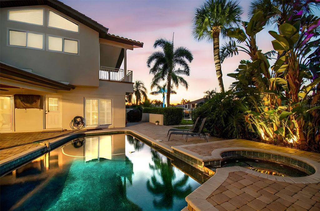 Photo of 2085 Massachusetts Avenue NE, St Petersburg, FL 33703 (MLS # TB8414755)