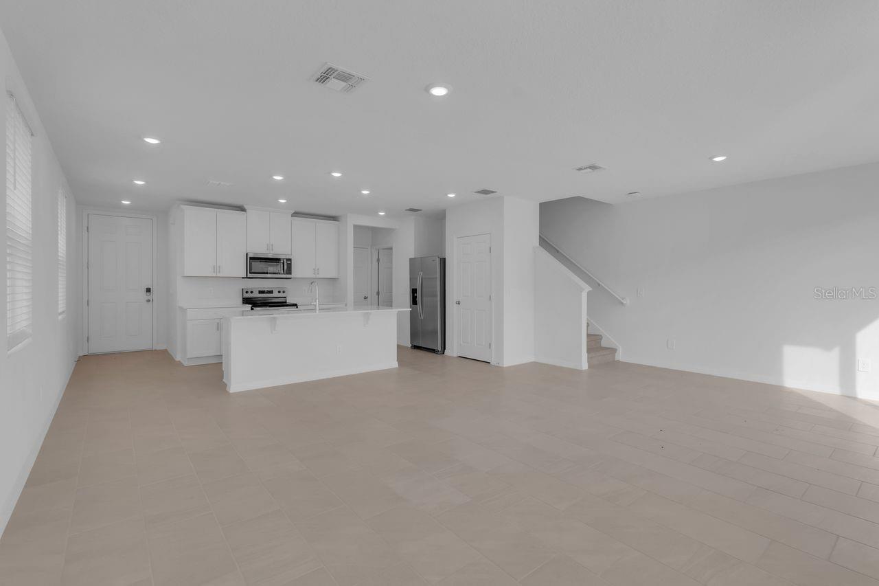 MEADOW AT CROSSPRAIRIE PH 3 - Residential