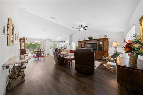 Tiny photo for 8 Guava Pass Trail, Ocklawaha, FL 32179 (MLS # G5110524)