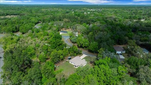 Tiny photo for 8 Guava Pass Trail, Ocklawaha, FL 32179 (MLS # G5110524)