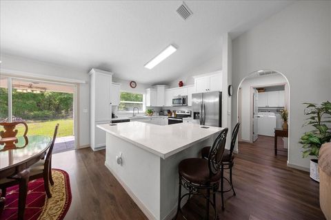 Tiny photo for 8 Guava Pass Trail, Ocklawaha, FL 32179 (MLS # G5110524)