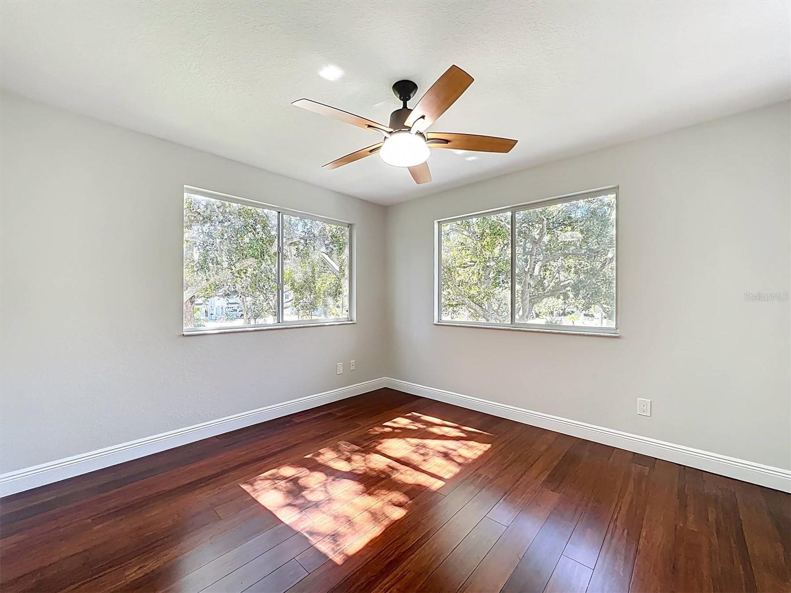 TARA CAY SOUND SOUTH II - Residential