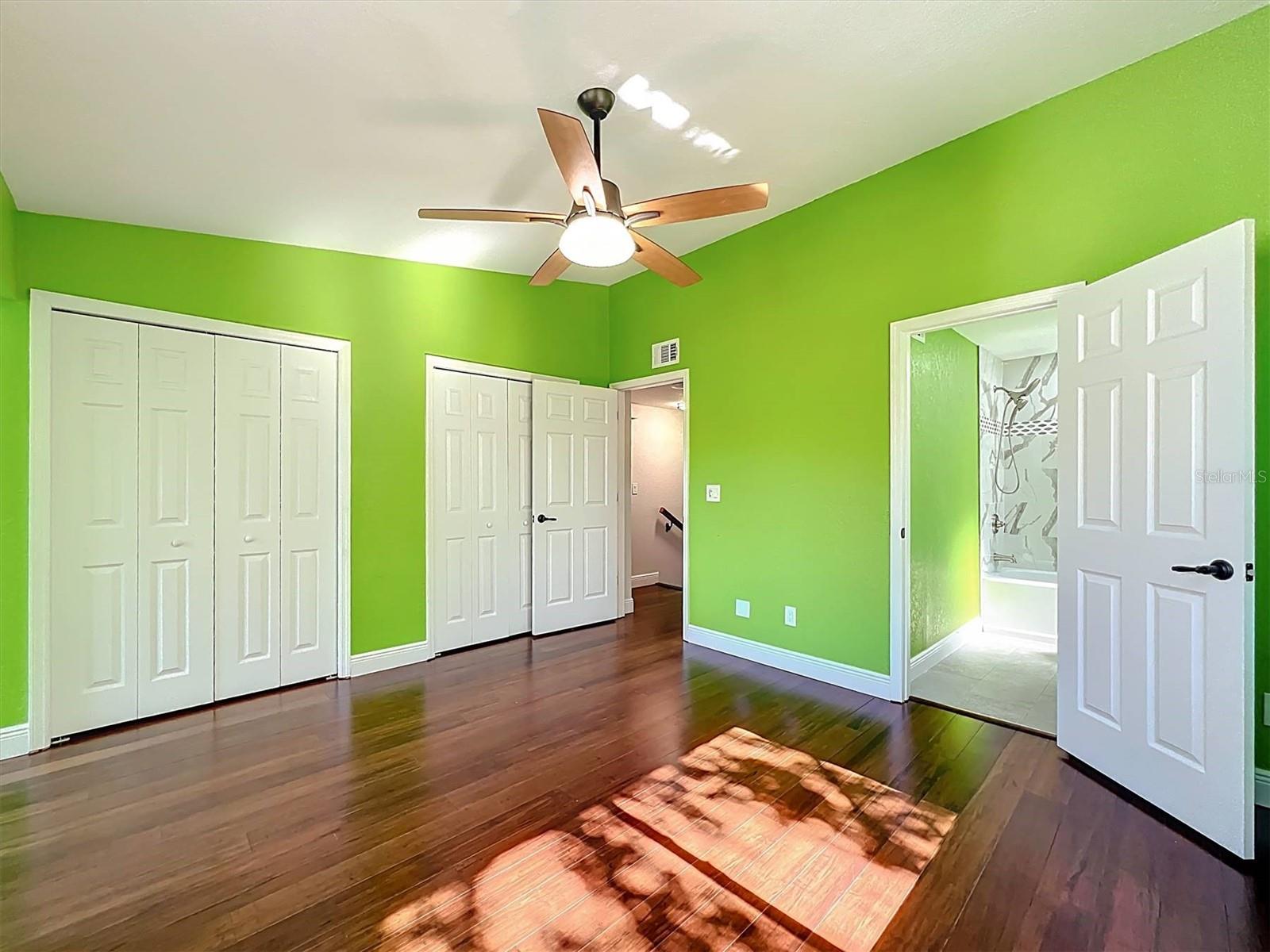 TARA CAY SOUND SOUTH II - Residential