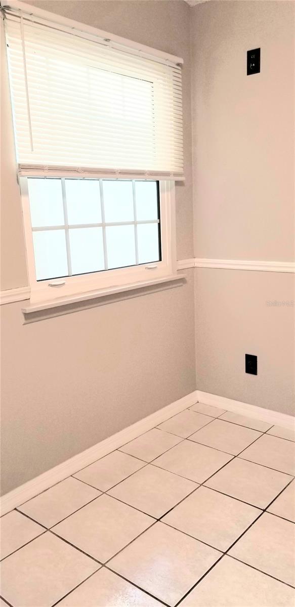 CLOVERPLACE CONDO - Residential