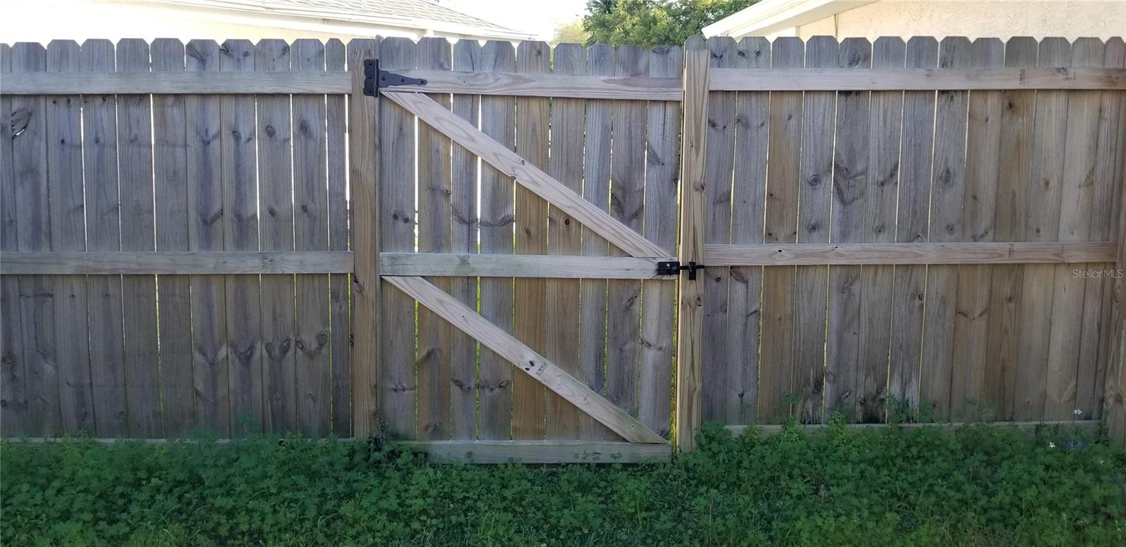 CLOVERPLACE CONDO - Residential