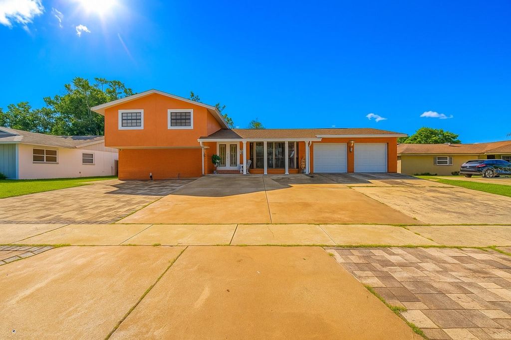 Photo of 8309 W Elm Street, Tampa, FL 33615 (MLS # TB8404069)