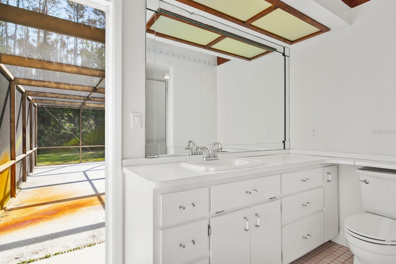 GOLDEN ACRES - Residential Lease