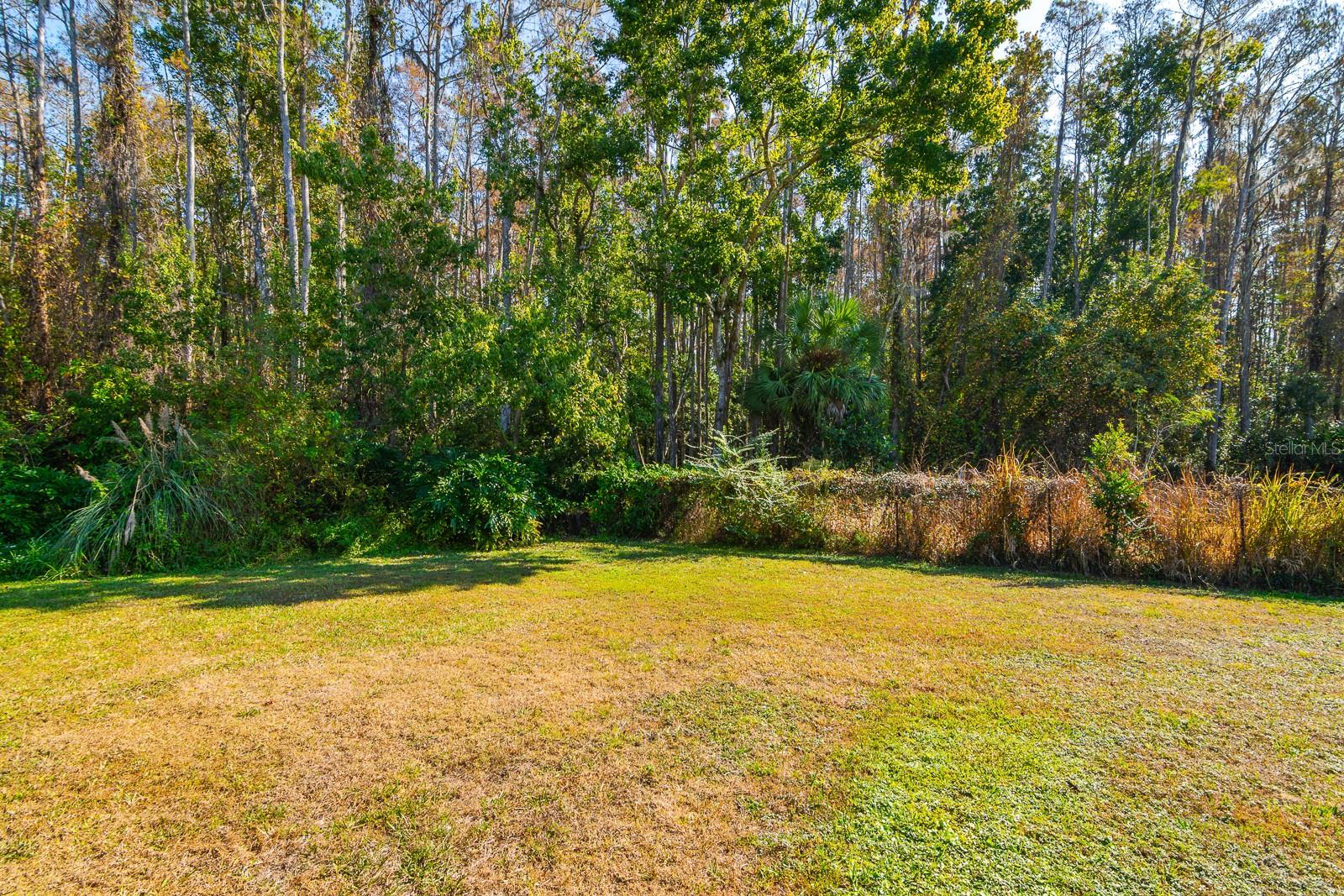 GOLDEN ACRES - Residential Lease