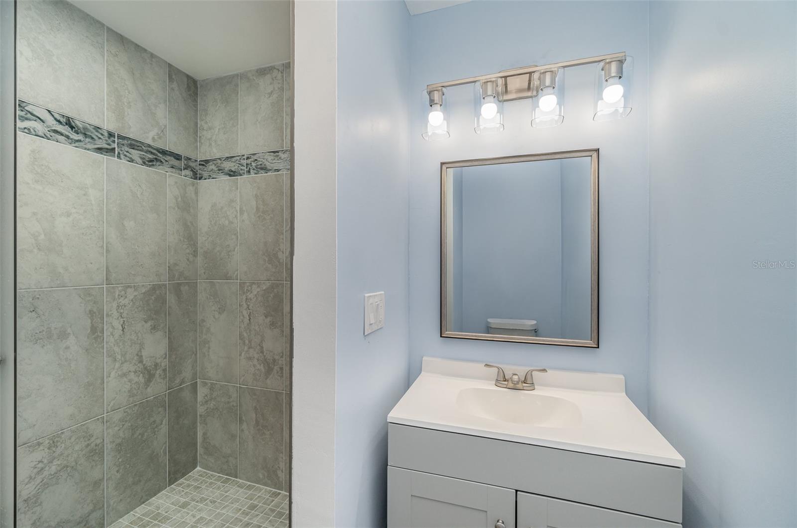 KELLY GREENS 01 - Residential