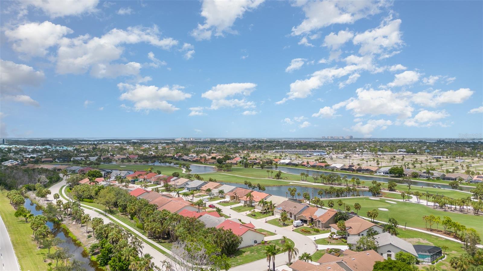 KELLY GREENS 01 - Residential