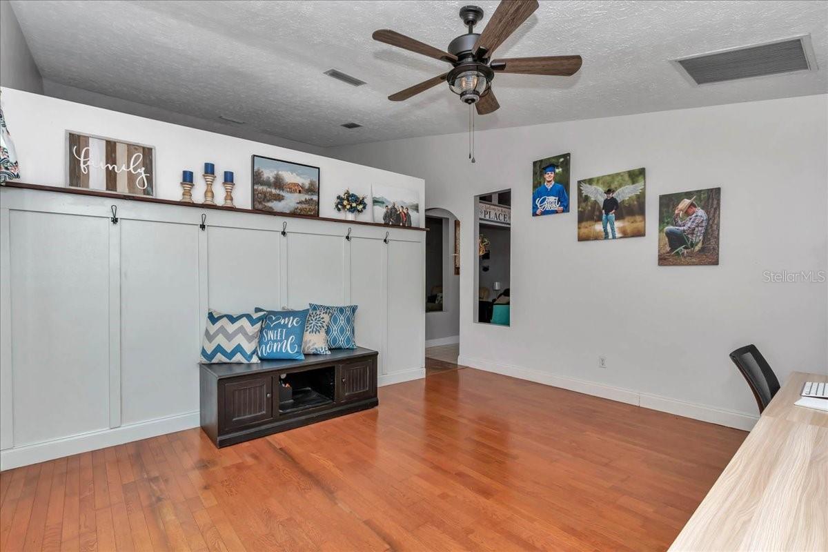 TIMBERLANE ESTATES - Residential