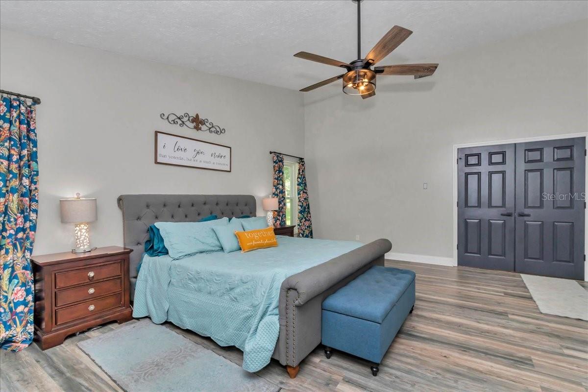 TIMBERLANE ESTATES - Residential