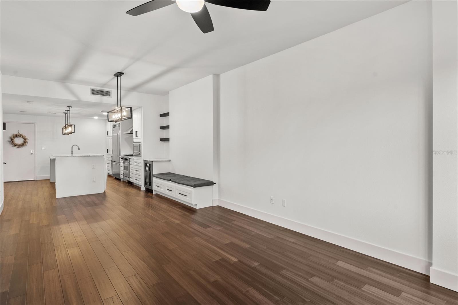 GRAND CENTRAL AT KENNEDY RESID - Residential