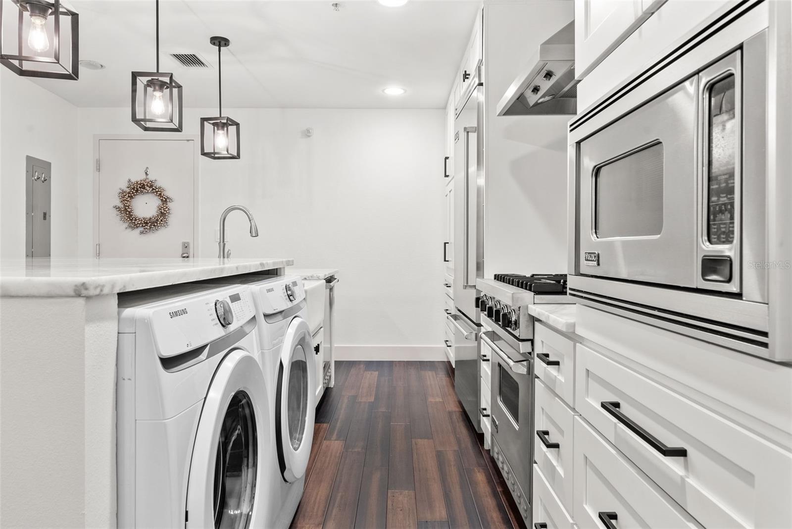 GRAND CENTRAL AT KENNEDY RESID - Residential