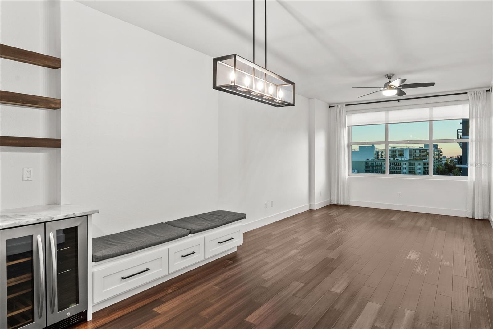 GRAND CENTRAL AT KENNEDY RESID - Residential