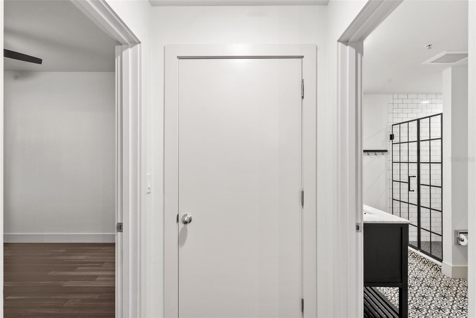 GRAND CENTRAL AT KENNEDY RESID - Residential