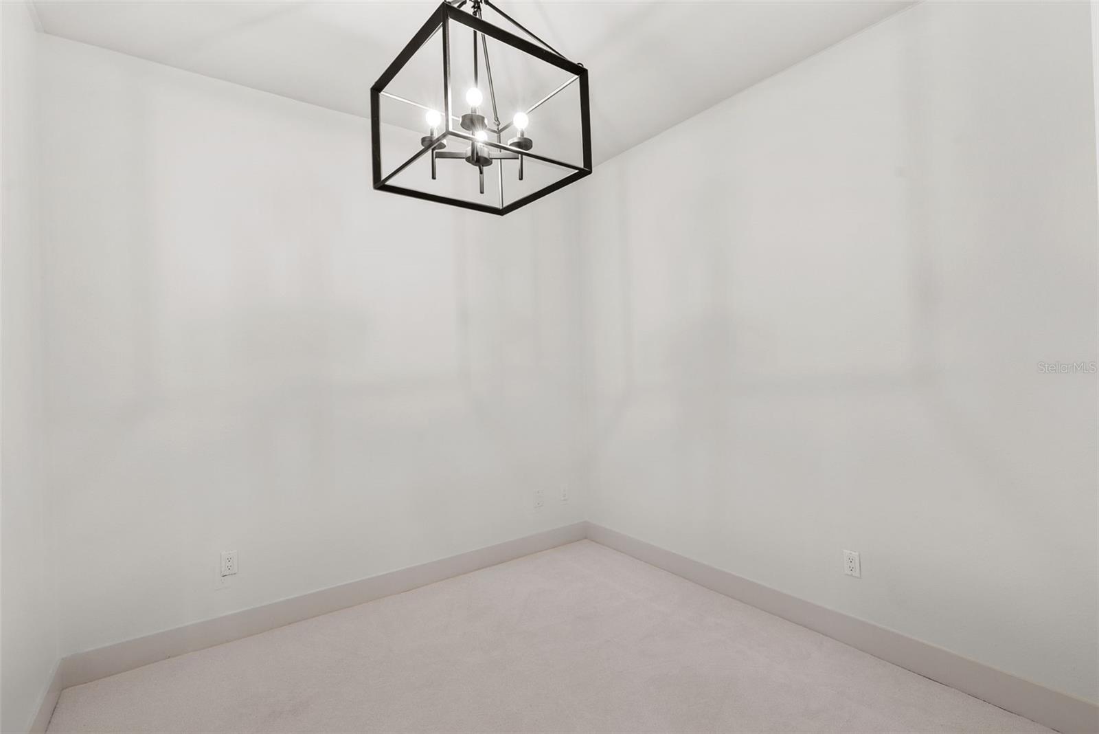 GRAND CENTRAL AT KENNEDY RESID - Residential