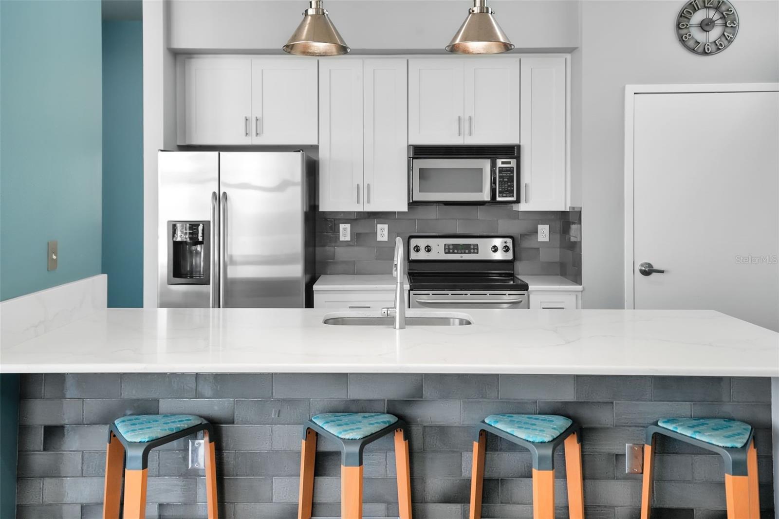 GRAND CENTRAL AT KENNEDY RESID - Residential