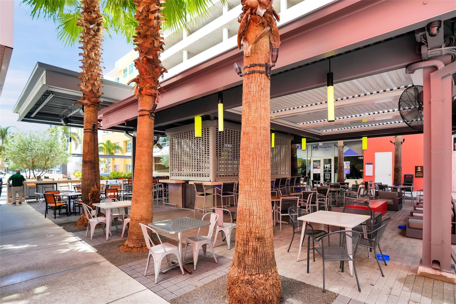 GRAND CENTRAL AT KENNEDY RESID - Residential