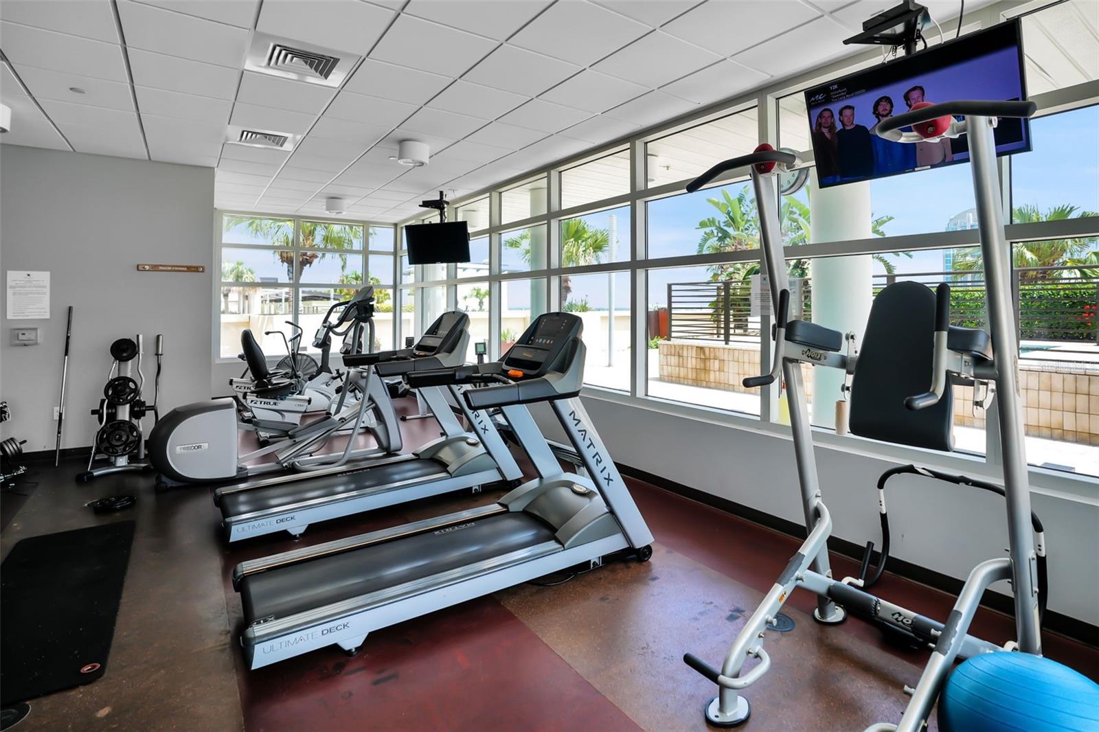 GRAND CENTRAL AT KENNEDY RESID - Residential