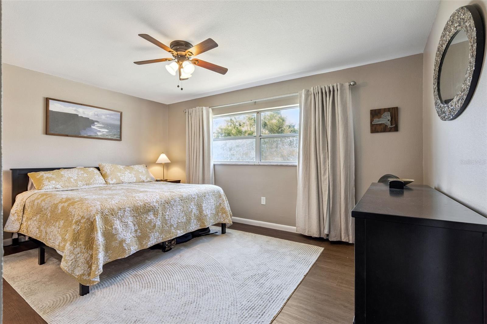 SPRING OAKS - Residential