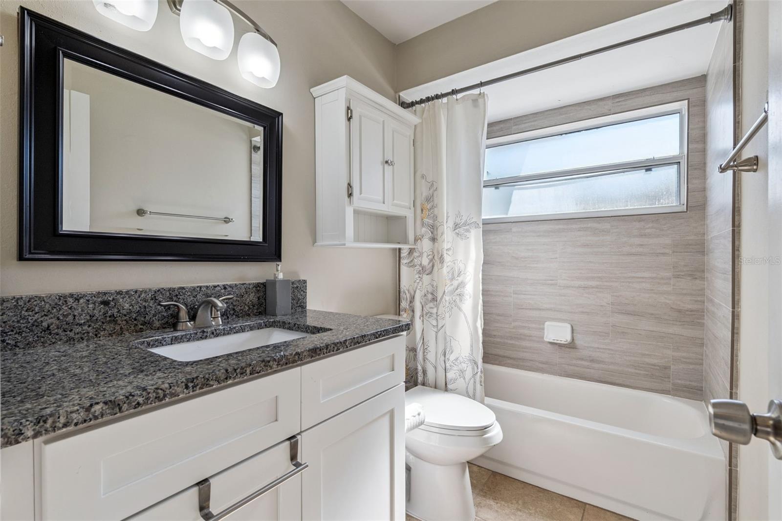 SPRING OAKS - Residential