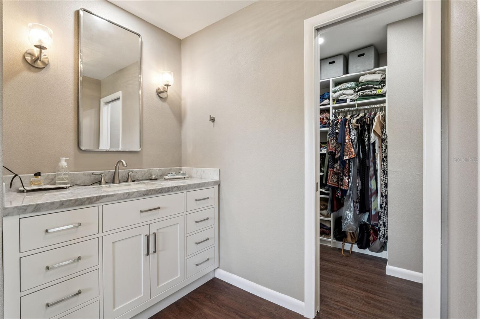 SPRING OAKS - Residential