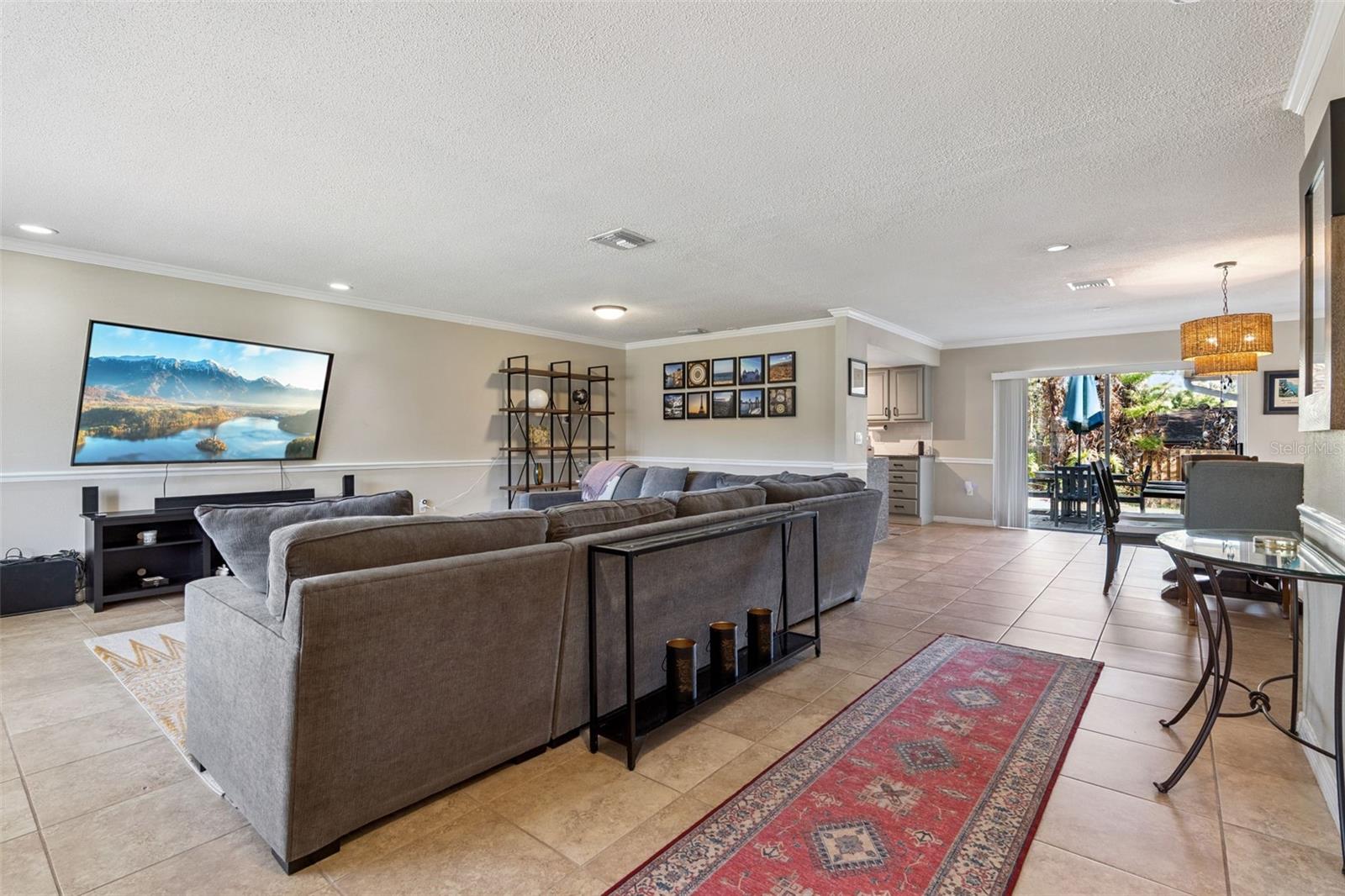 SPRING OAKS - Residential