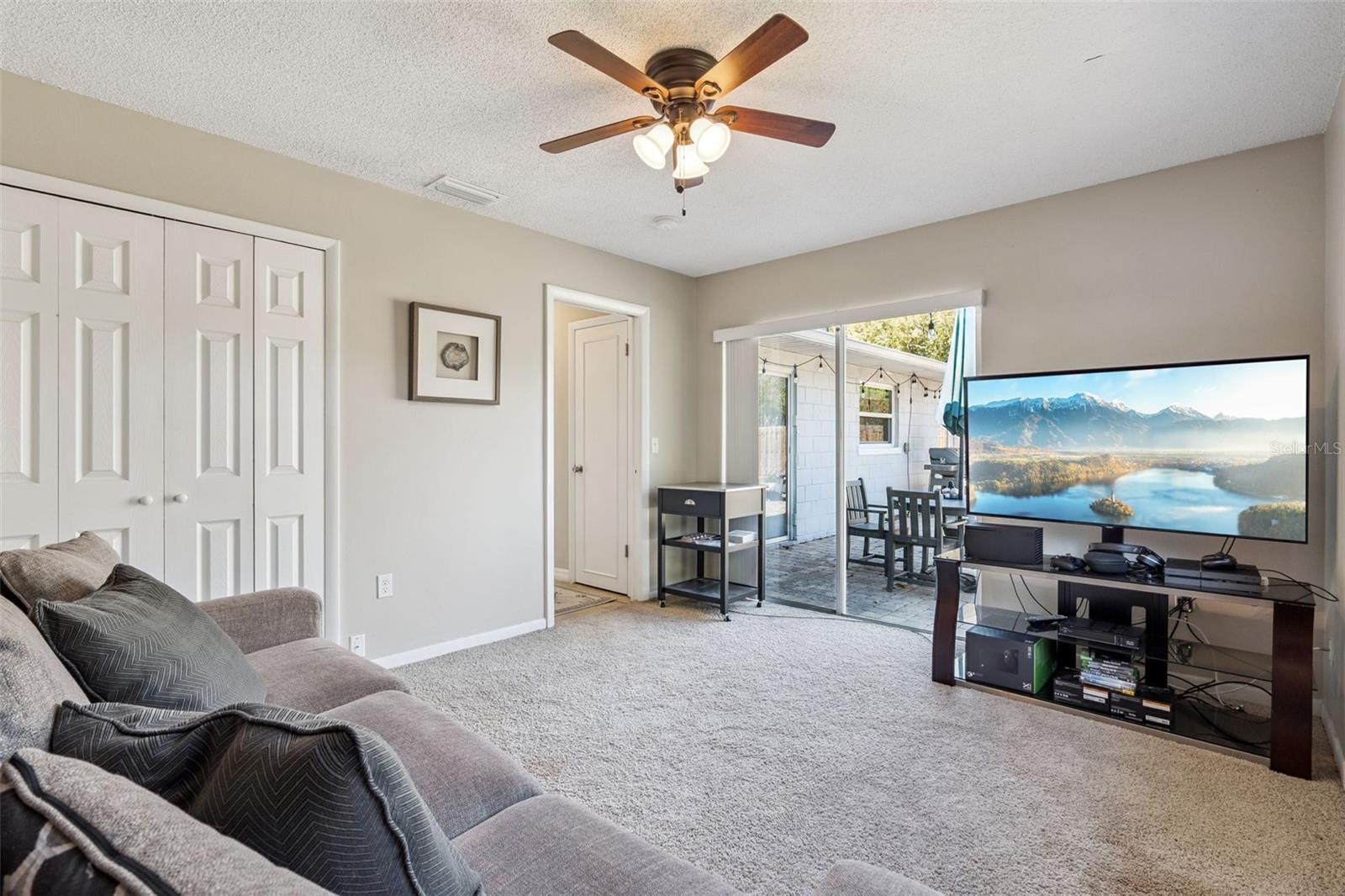 SPRING OAKS - Residential