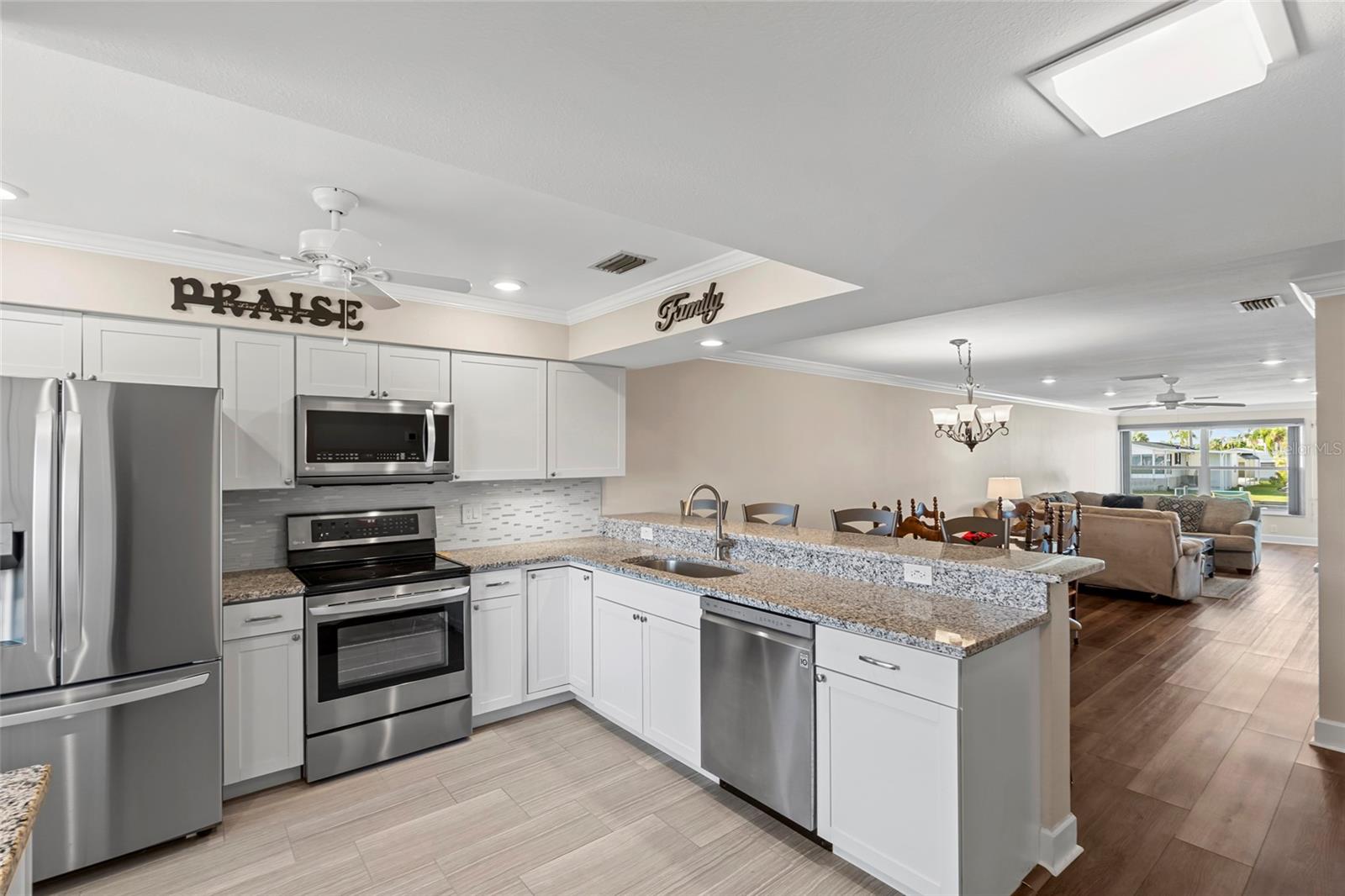 19029 US HIGHWAY 19 N Apt #33A