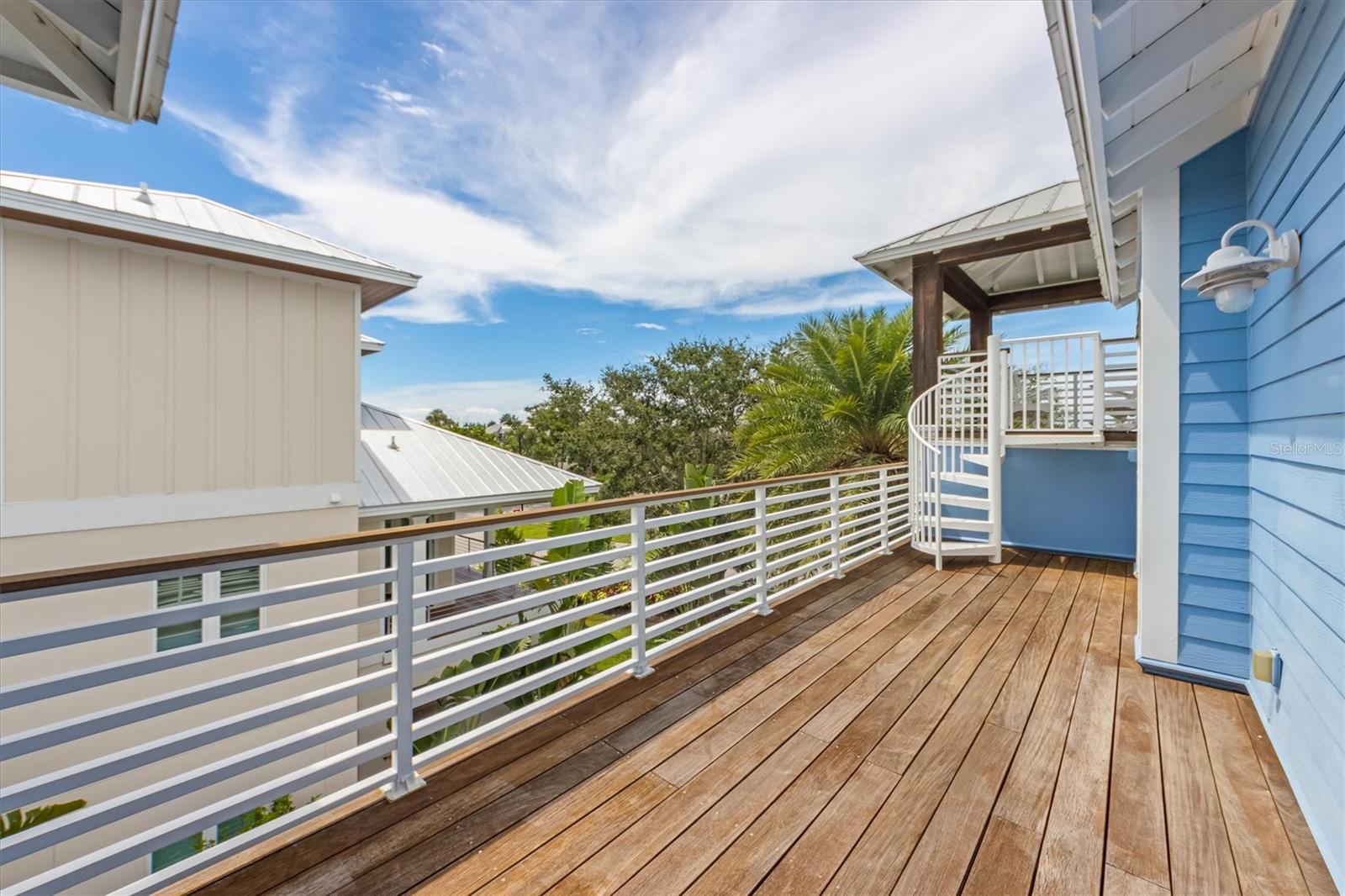 CONRAD BEACH - Residential