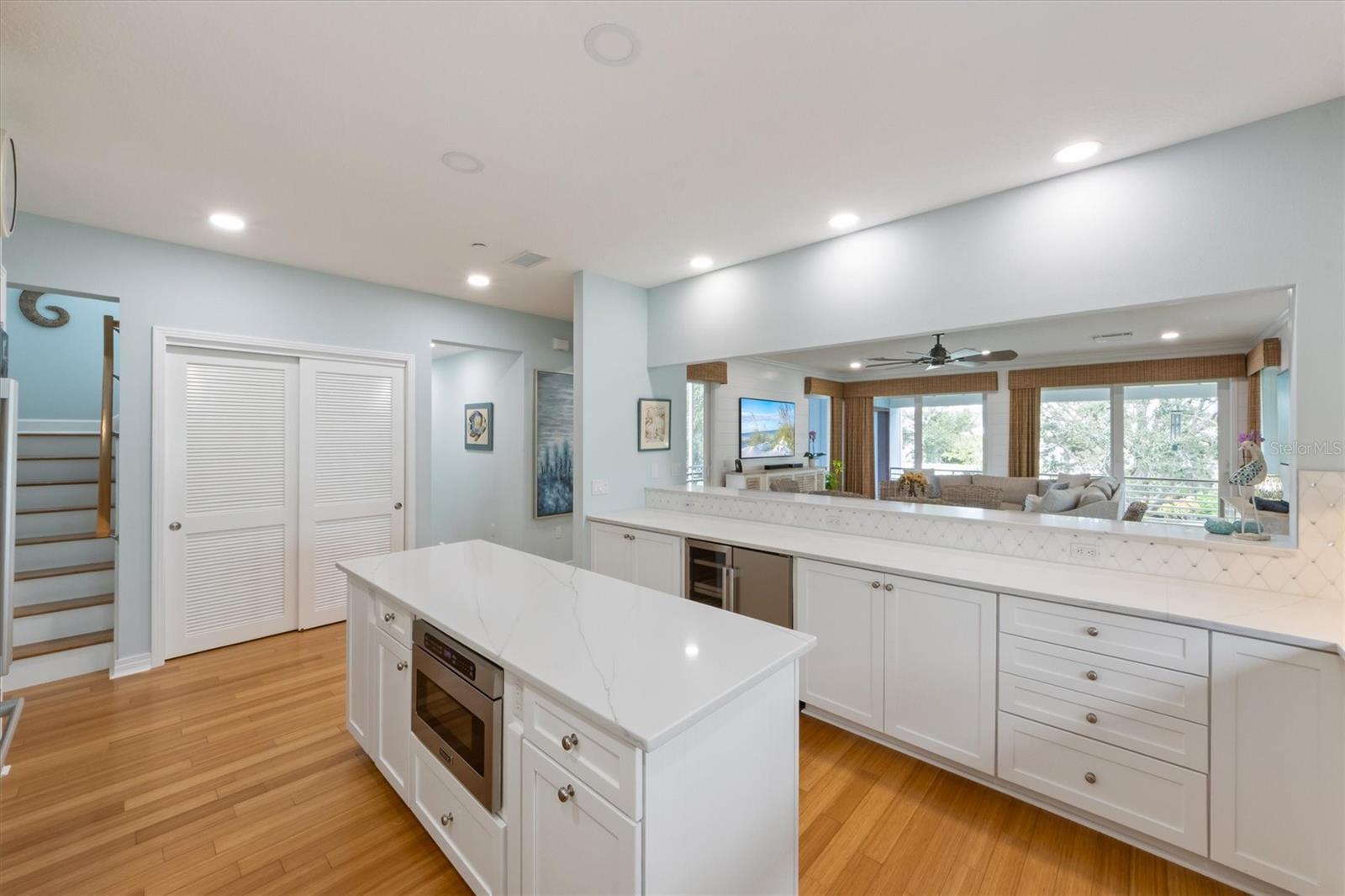 CONRAD BEACH - Residential