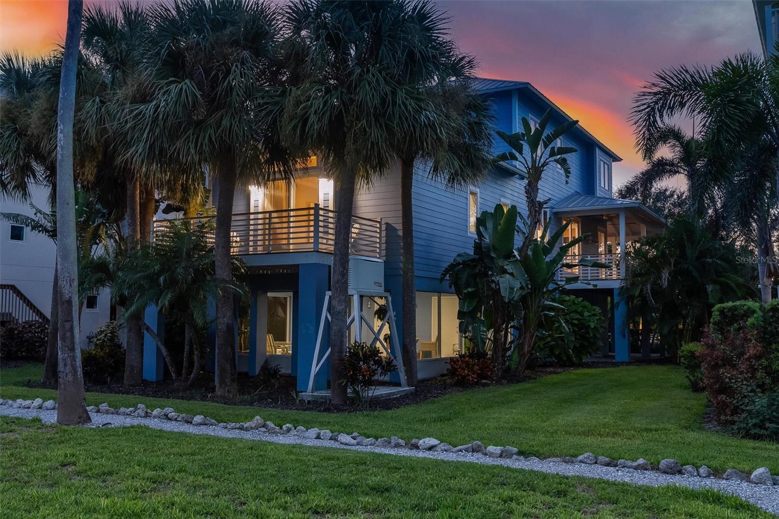 CONRAD BEACH - Residential