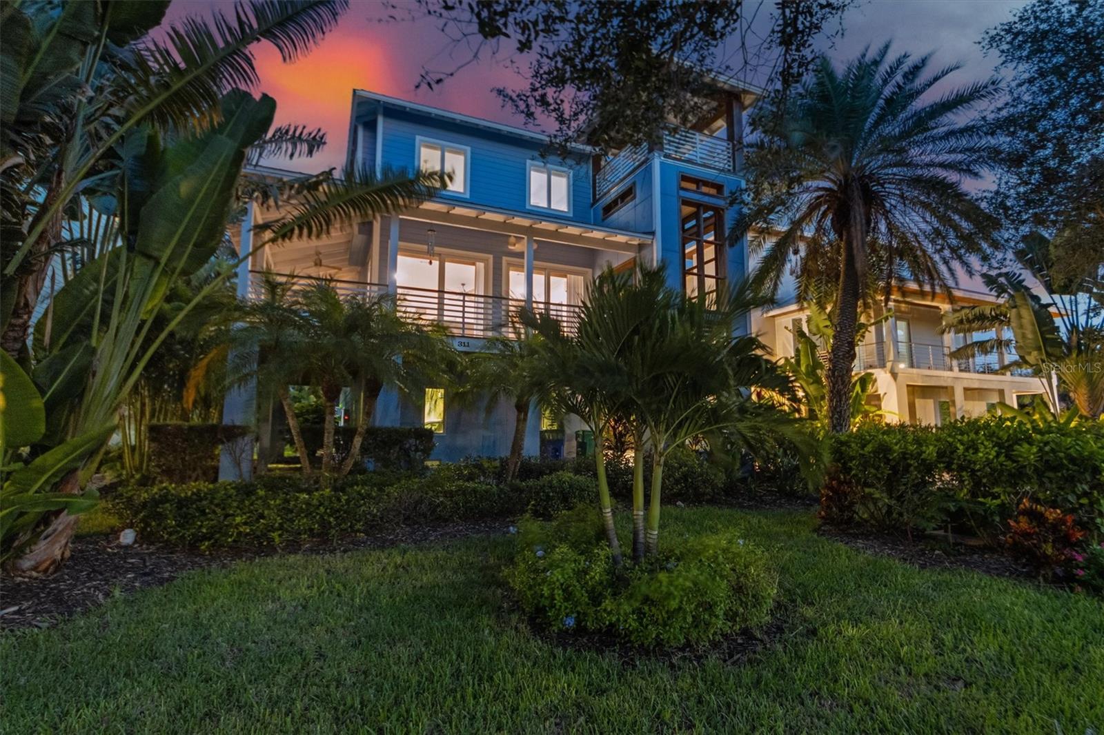 CONRAD BEACH - Residential