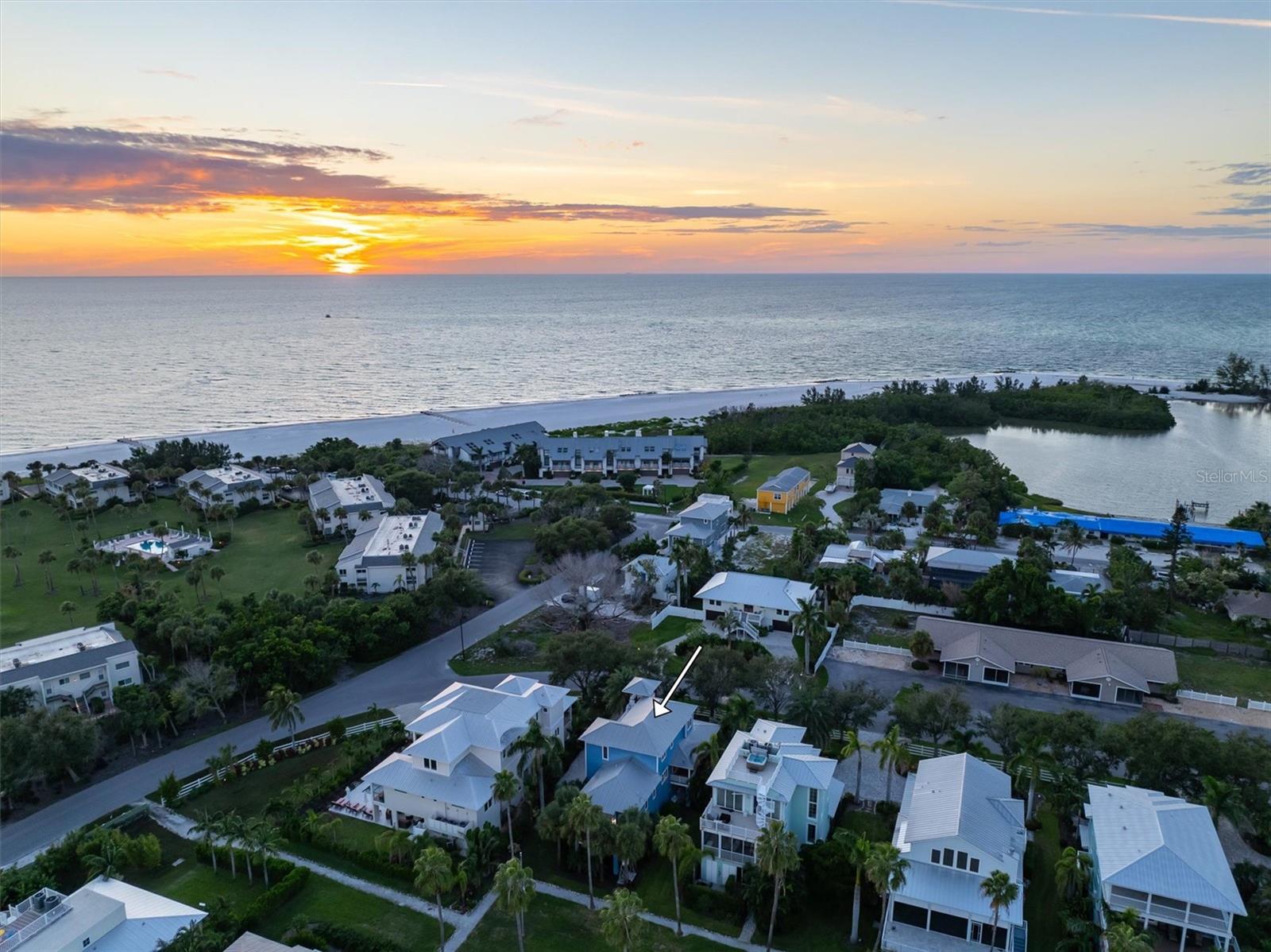 CONRAD BEACH - Residential