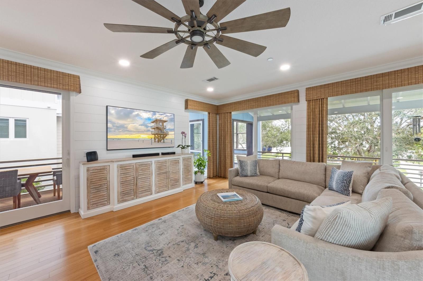 CONRAD BEACH - Residential