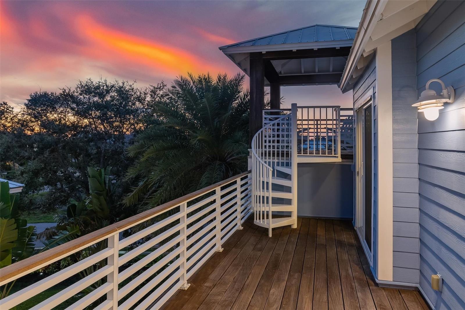 CONRAD BEACH - Residential