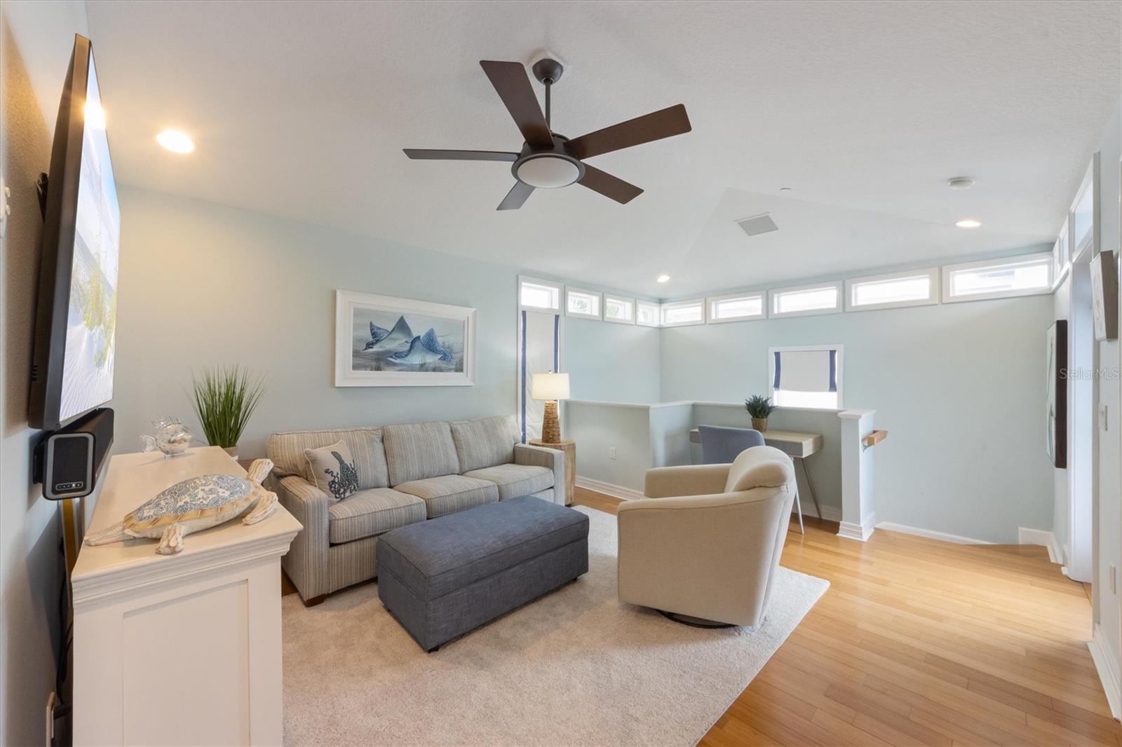 CONRAD BEACH - Residential
