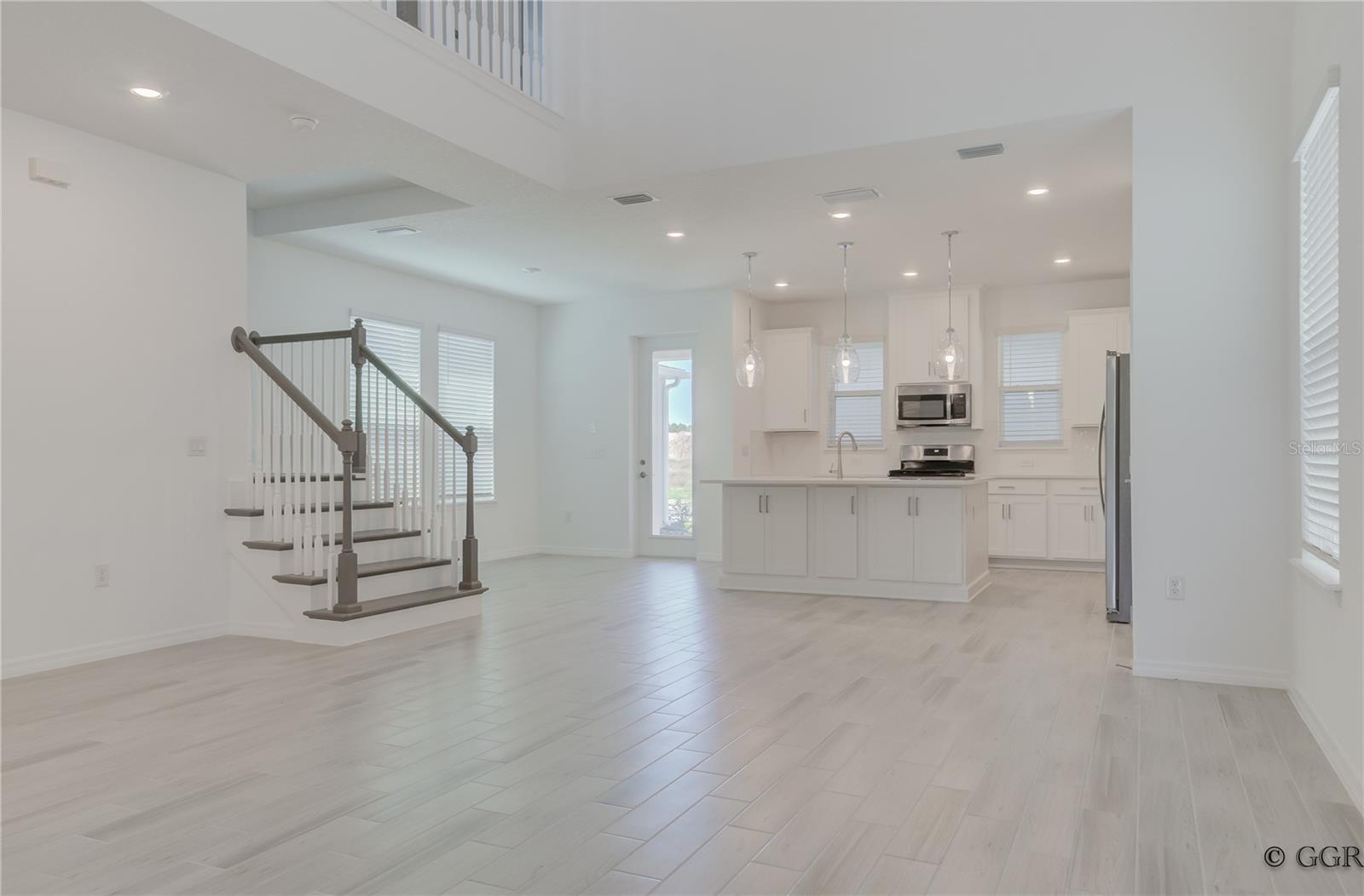 HARVEST/OVATION - Residential Lease