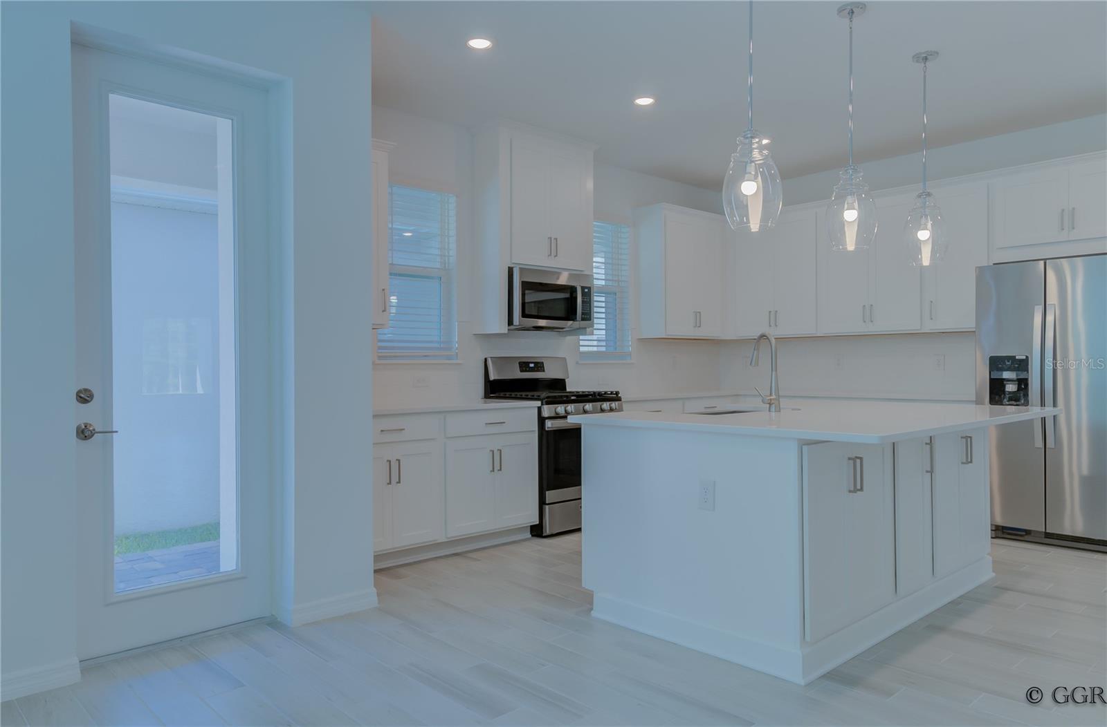 HARVEST/OVATION - Residential Lease