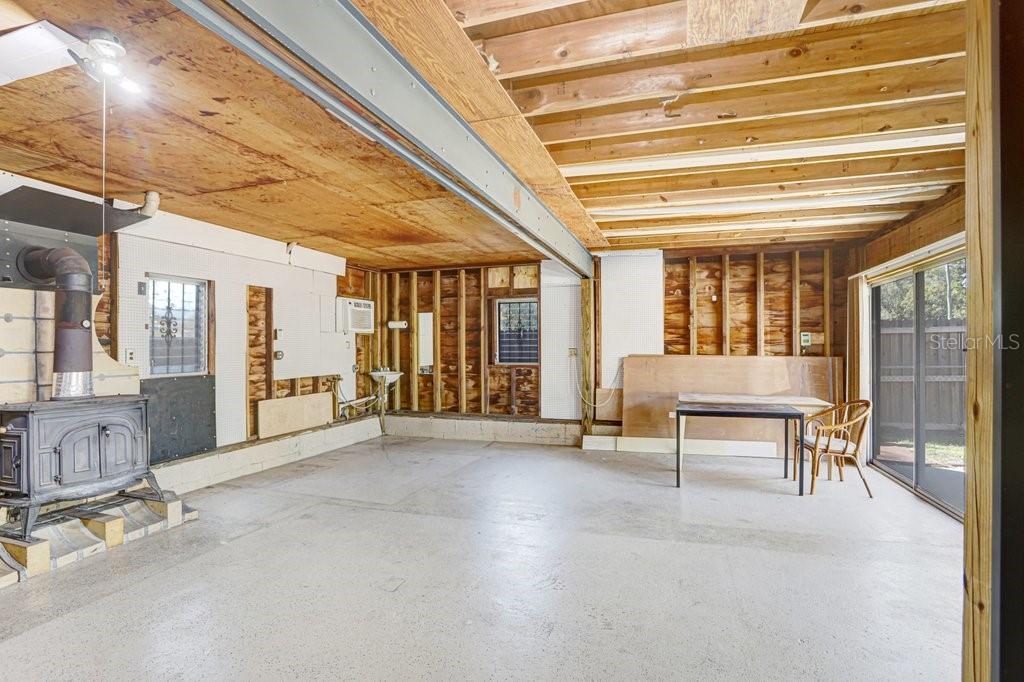 UNPLATTED - Residential