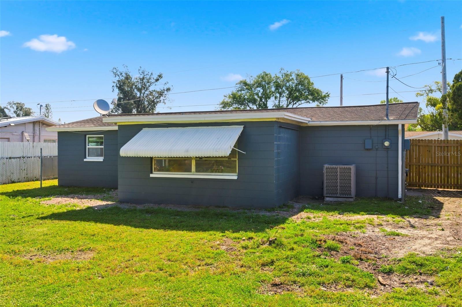 HOLIDAY HILLS - Residential