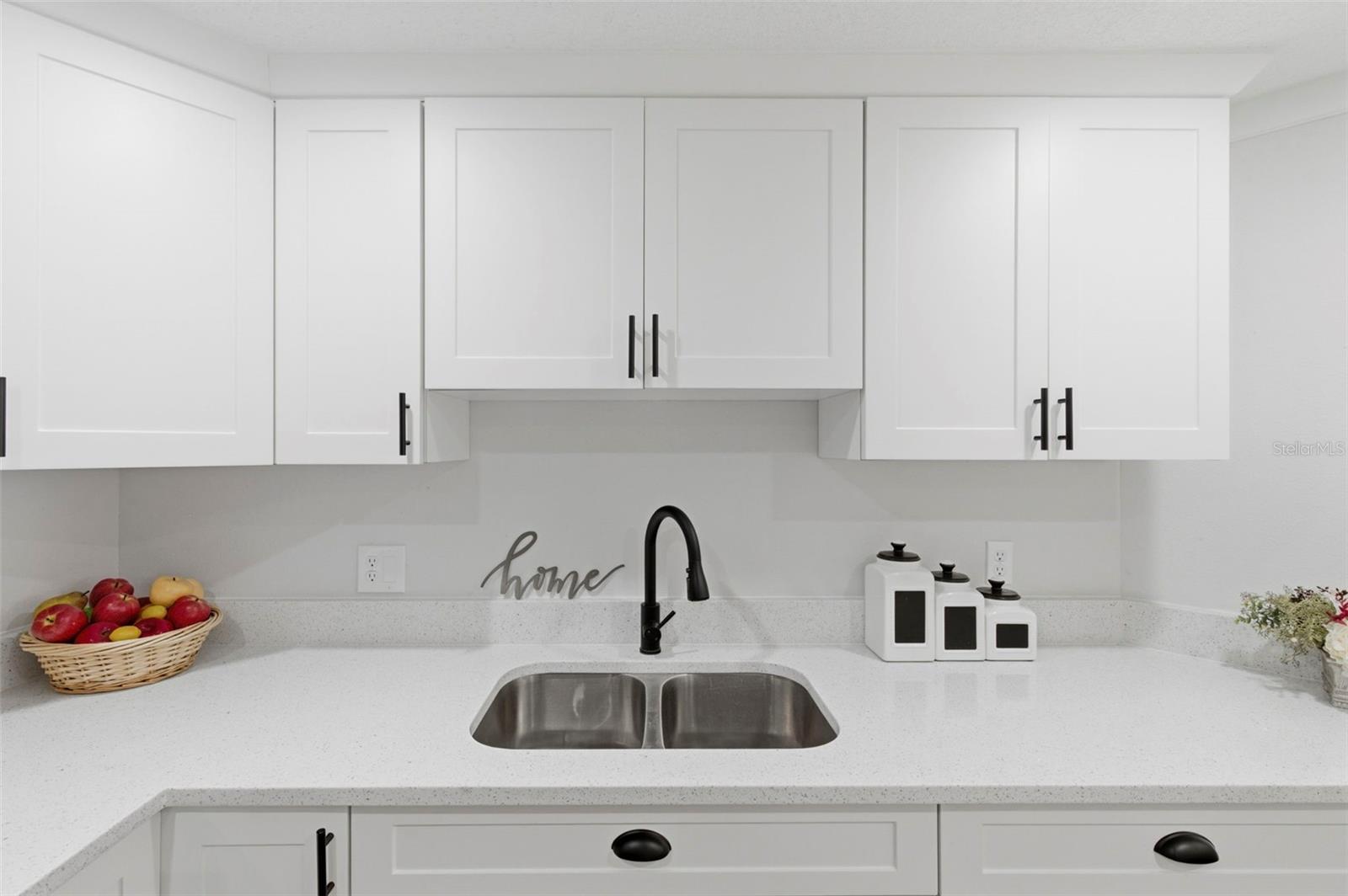 HOLIDAY HILLS - Residential