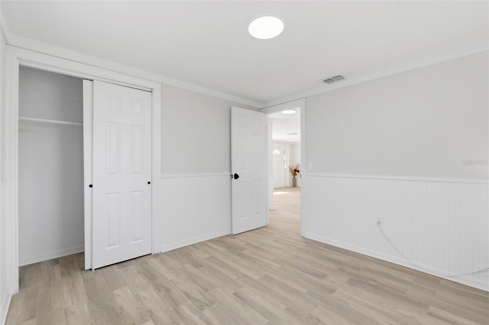 HOLIDAY HILLS - Residential