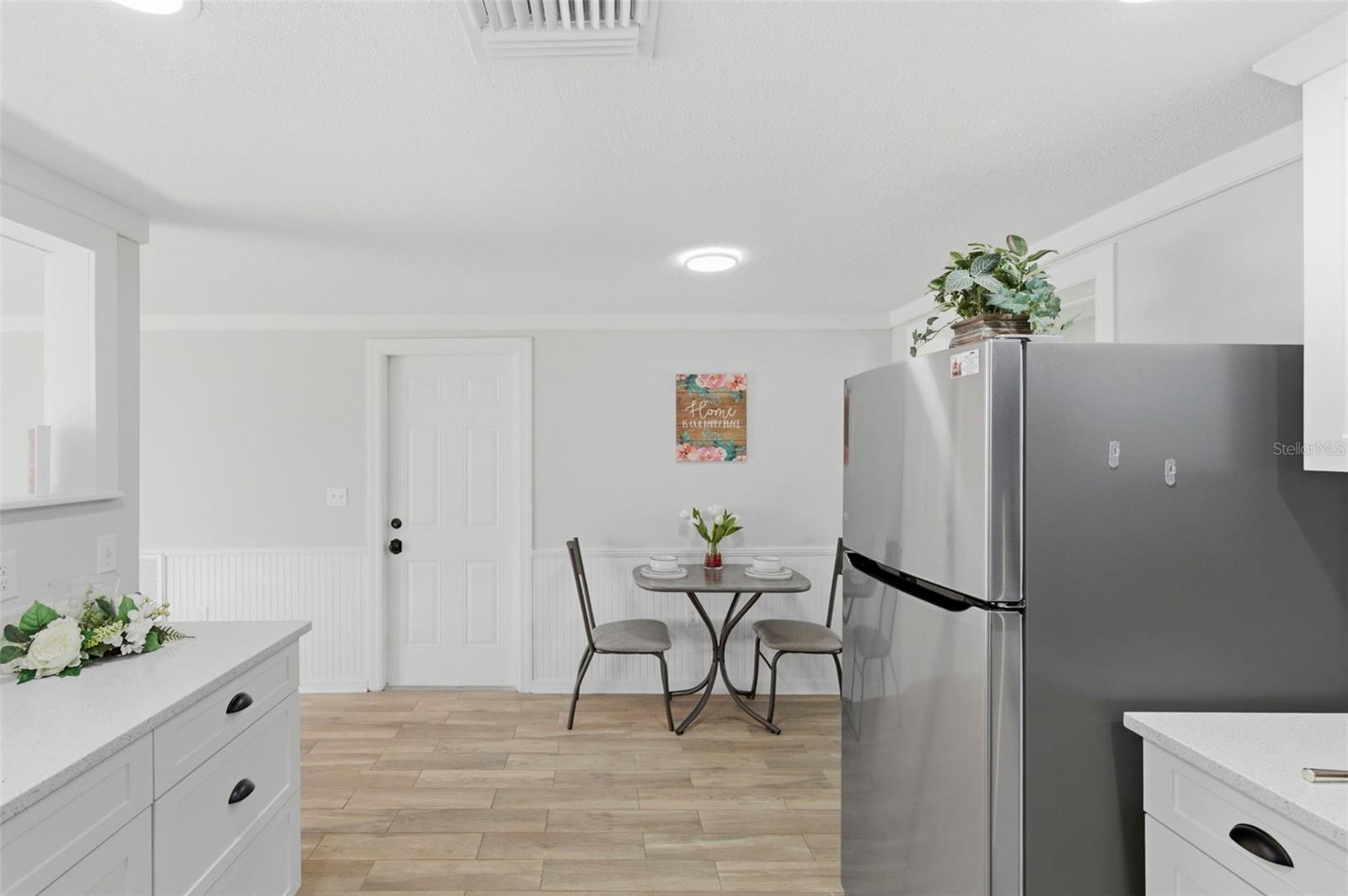 HOLIDAY HILLS - Residential