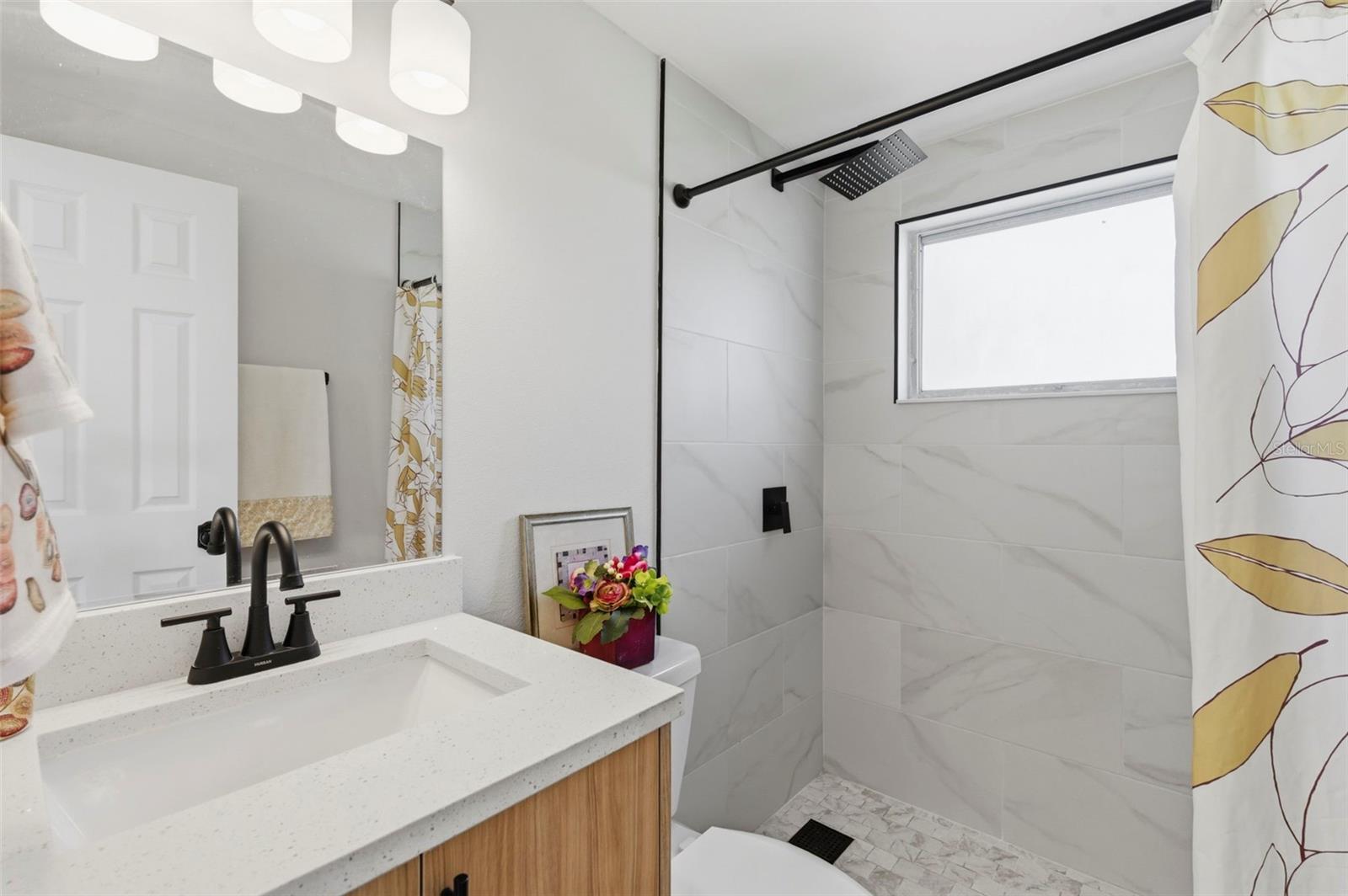 HOLIDAY HILLS - Residential