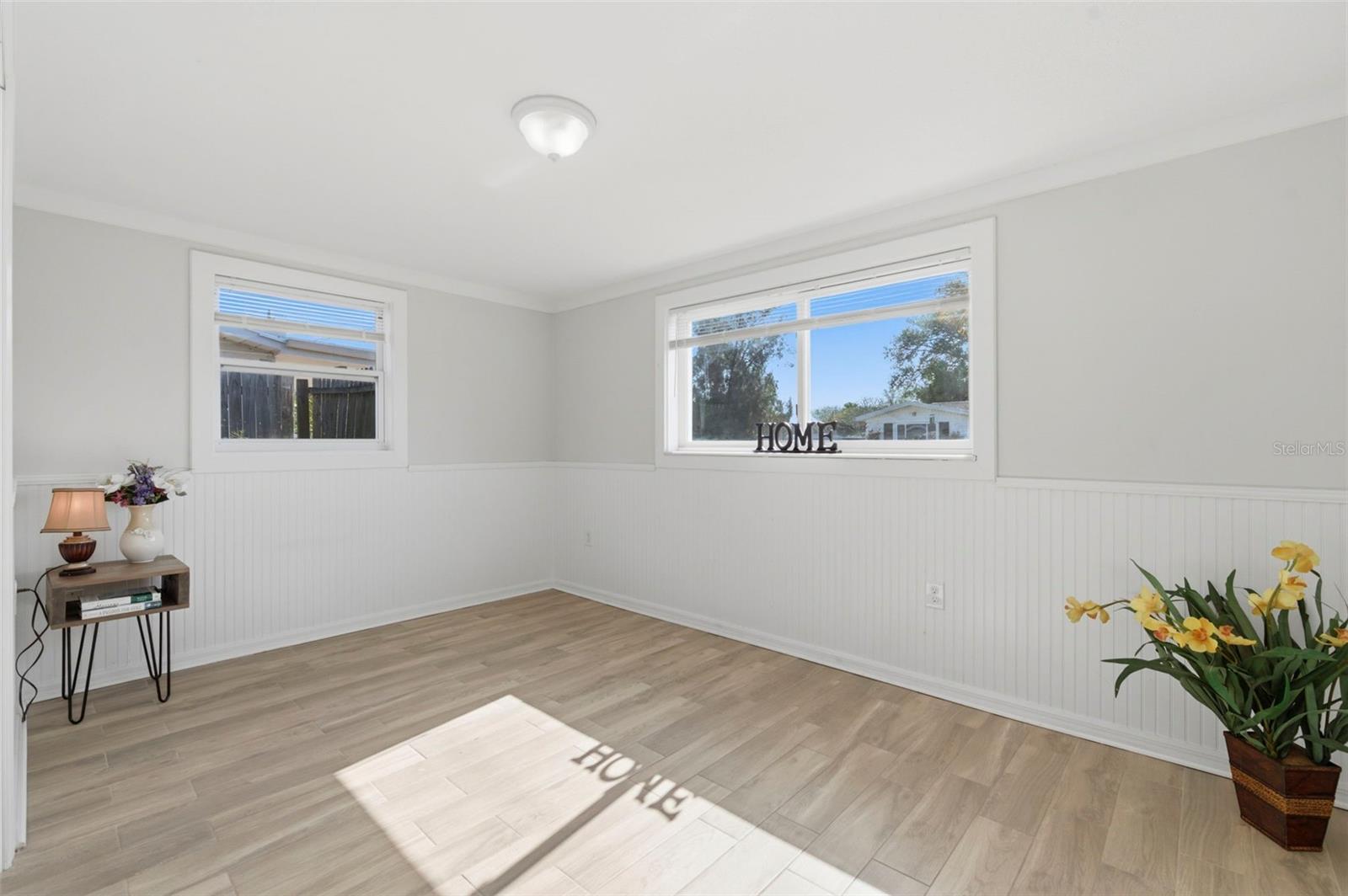 HOLIDAY HILLS - Residential