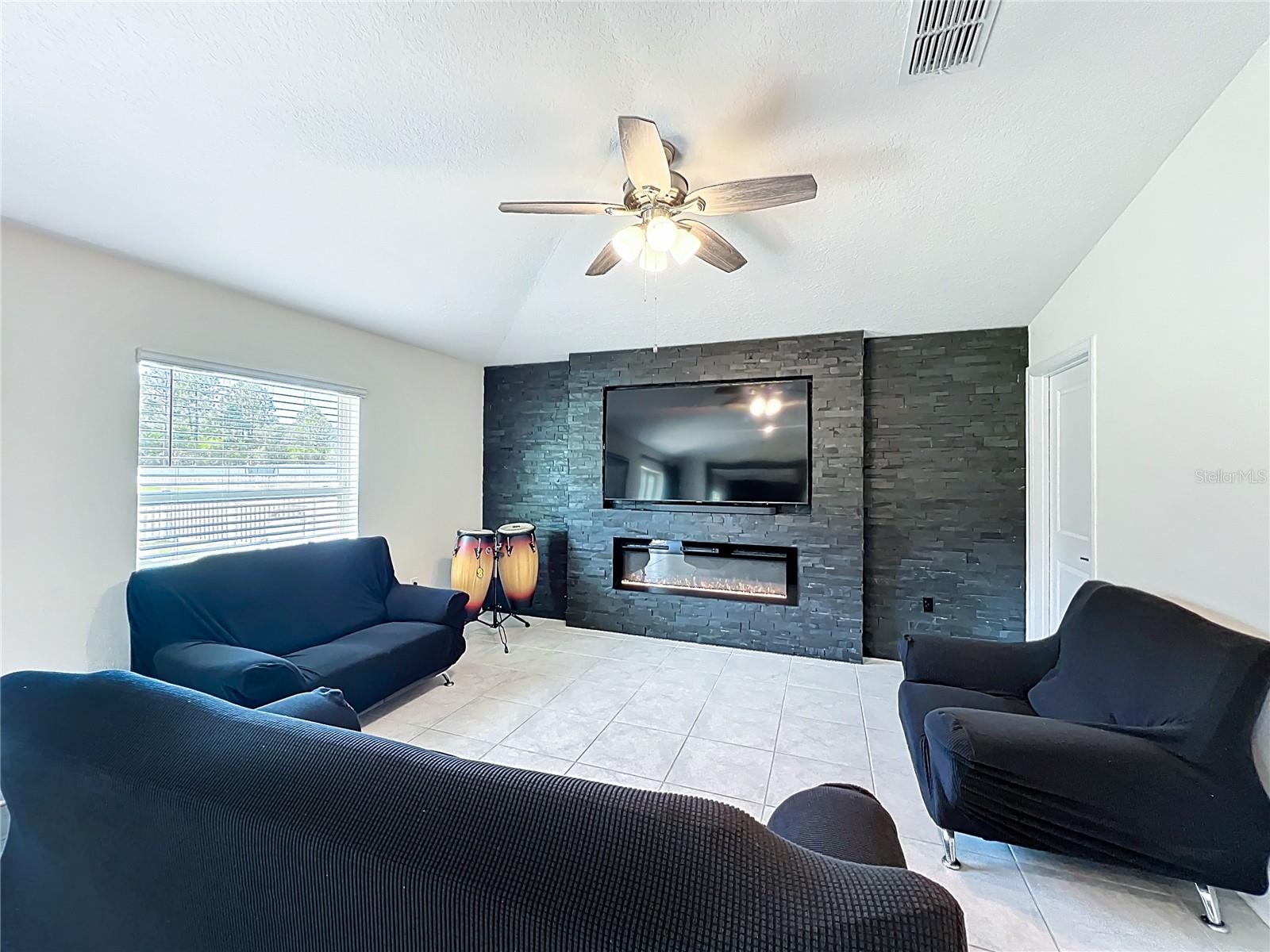 GREATER LAKES PH 4 - Residential