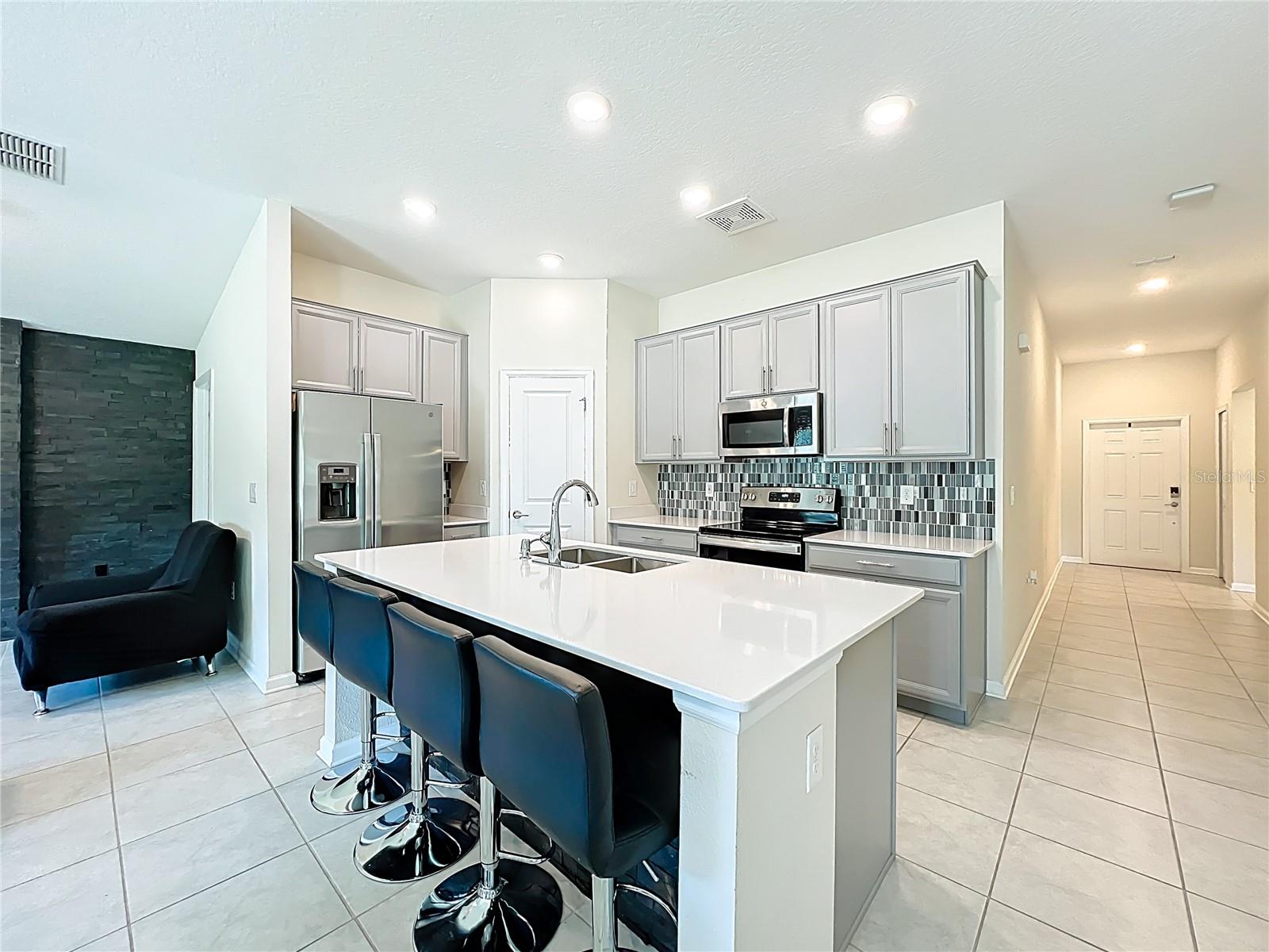 GREATER LAKES PH 4 - Residential